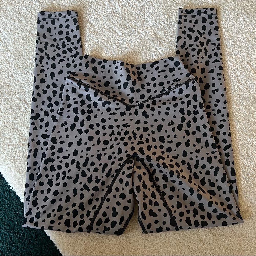 Balance Athletica snow leopard pant
